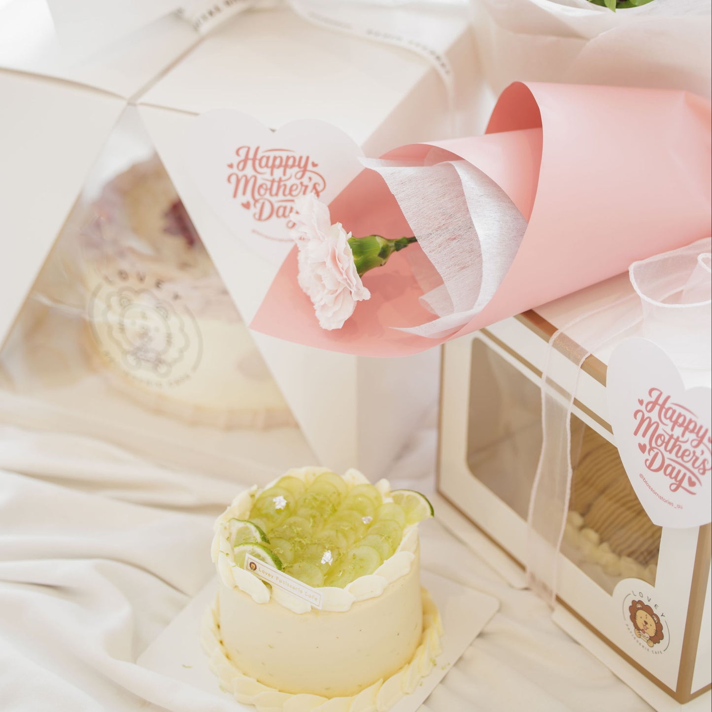 Cake and Bloom Mother’s Day Set