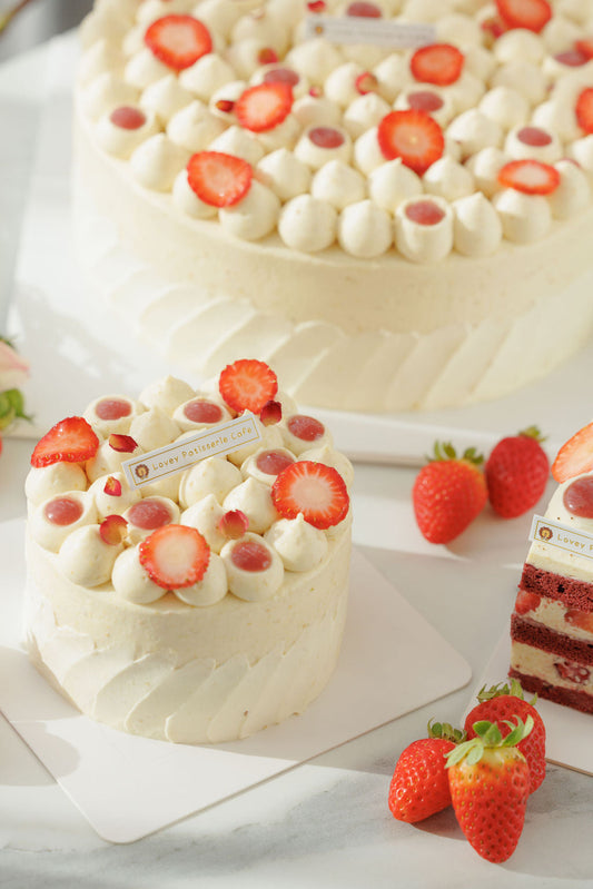 Red Velvet Hawthorn Strawberry Shortcake