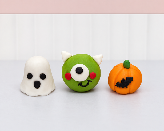 Halloween Cake Decorations at Lovey