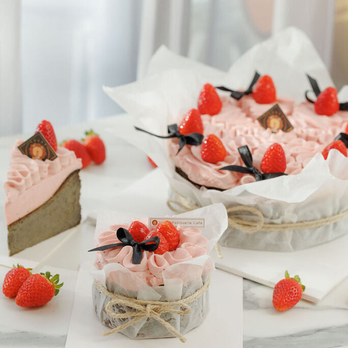 Black Sesame Strawberry Basque Cheesecake (Gluten-free)