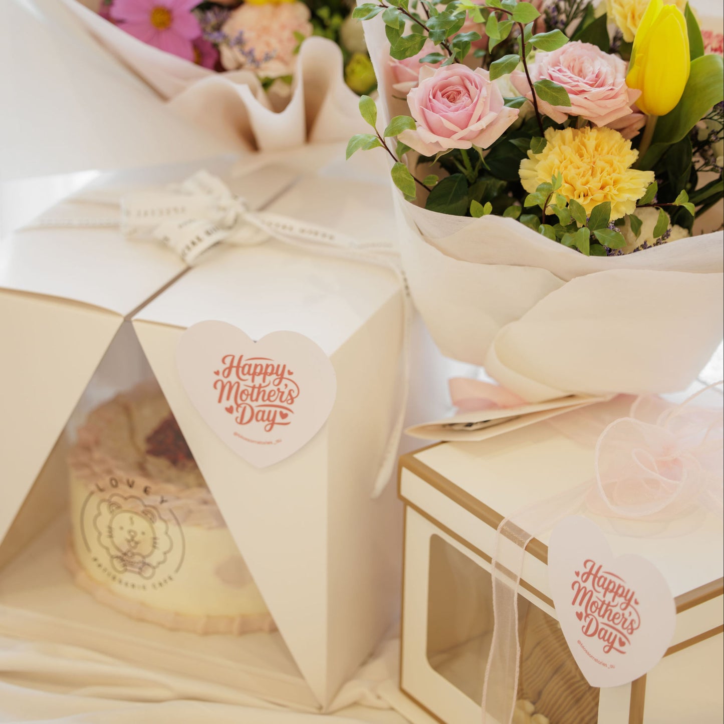 Cake and Bloom Mother’s Day Set