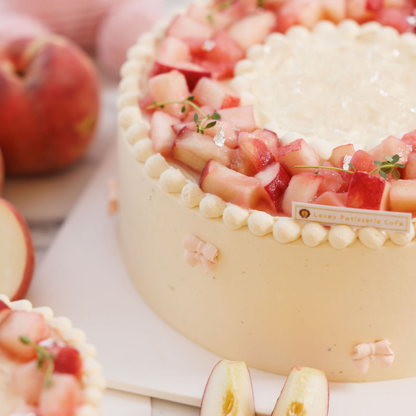 Fresh Peach Lupicia Oolong Shortcake