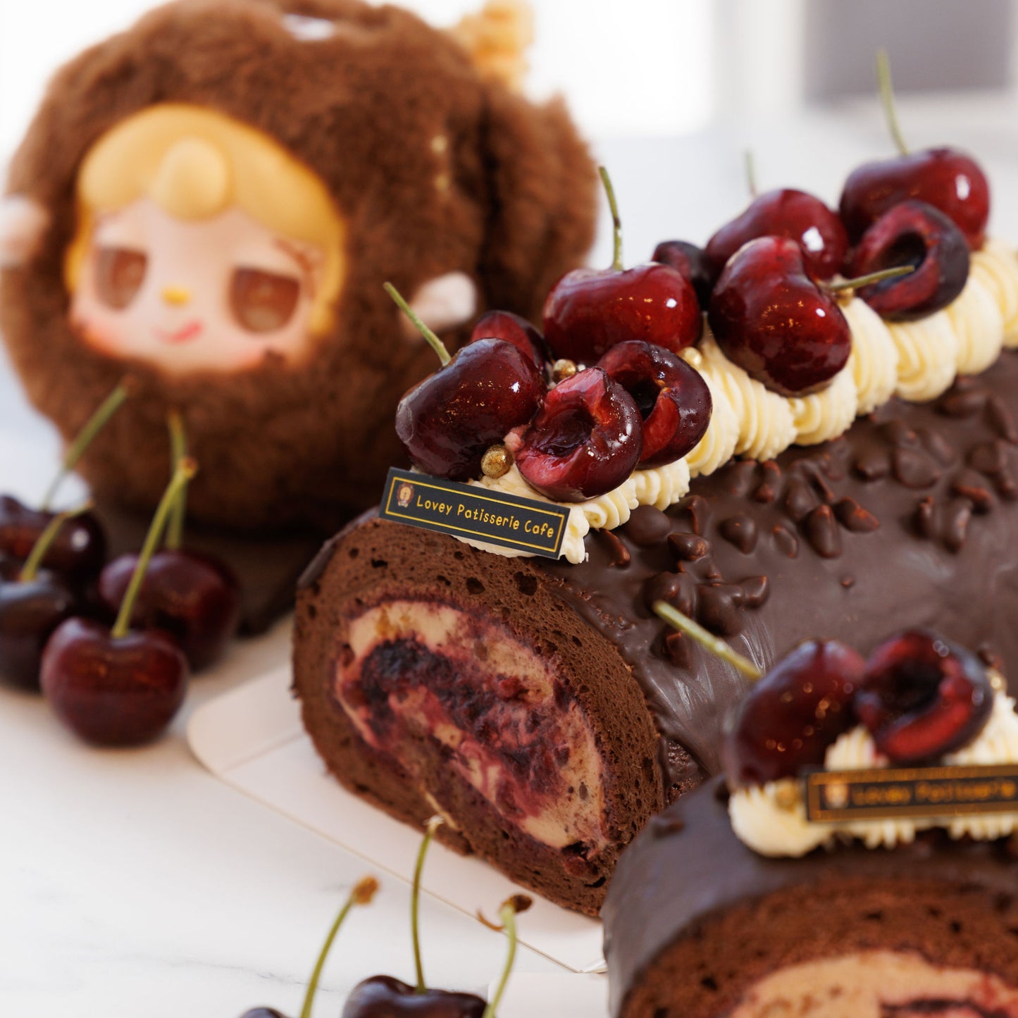 Fresh Cherry Gianduja Roll