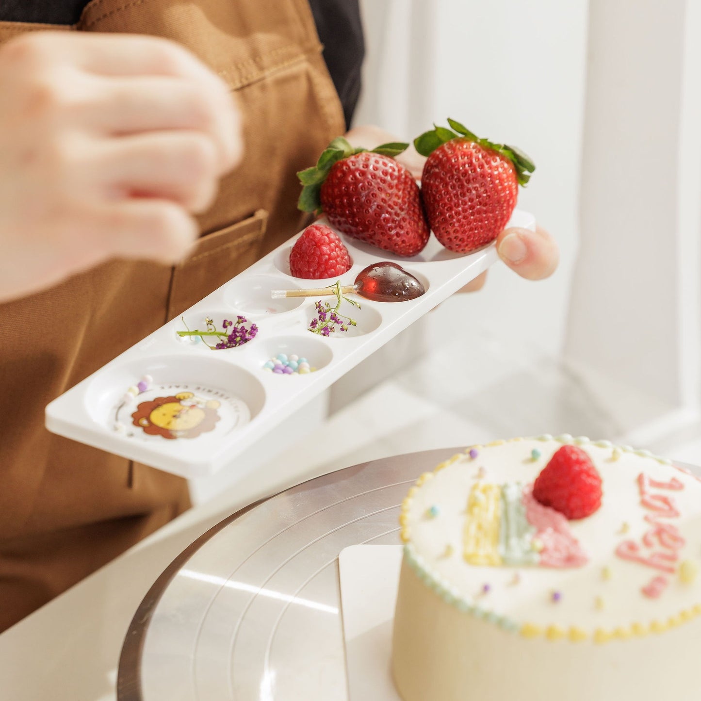 DIY Cake Decorating Experience – Doncaster Only