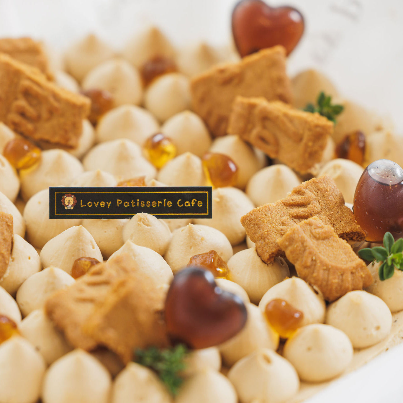 Close-up of Earl Grey and matcha infused cheesecake layers highlighting creamy texture and subtle tea flavours.